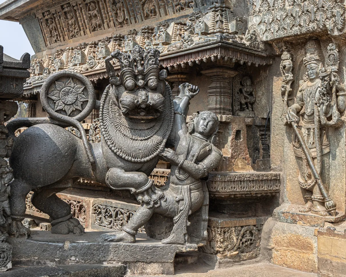 Belur’s Chennakeshava Temple: Where a Hoysala Masterpiece Turns Stone into Story