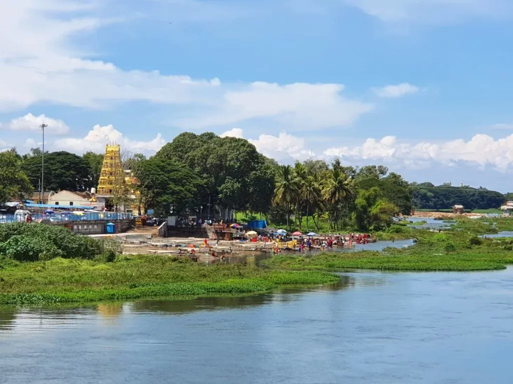 Nimishamba Temple: A Serene Riverside Sanctuary