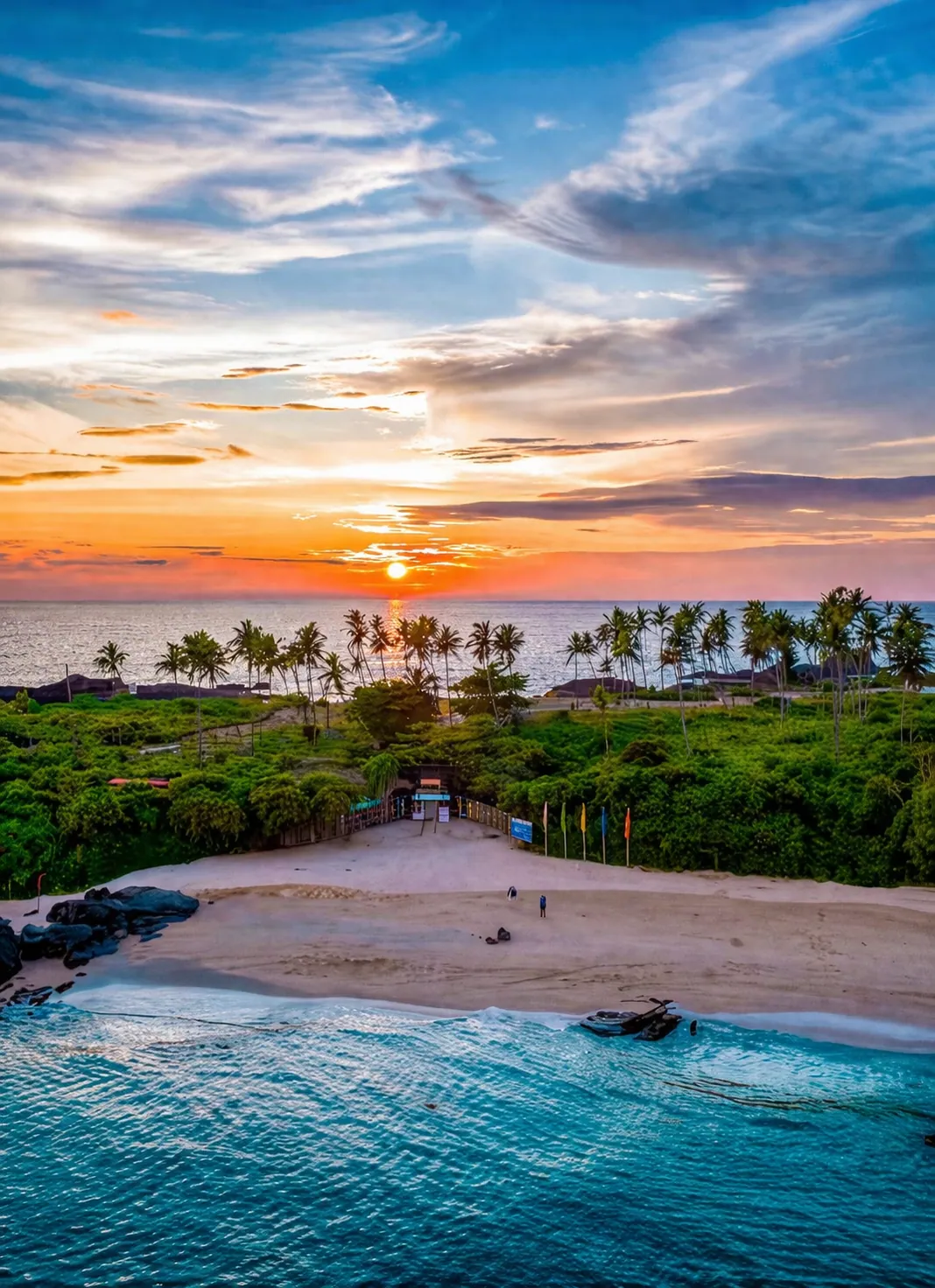 St. Mary’s Island: Karnataka’s Hidden Coastal Gem of Geological Wonder & Tropical Serenity